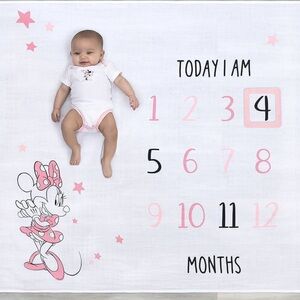 DISNEY BABY 100% Cotton Muslin Milestone Blanket with Minnie Mouse 47" x 47"